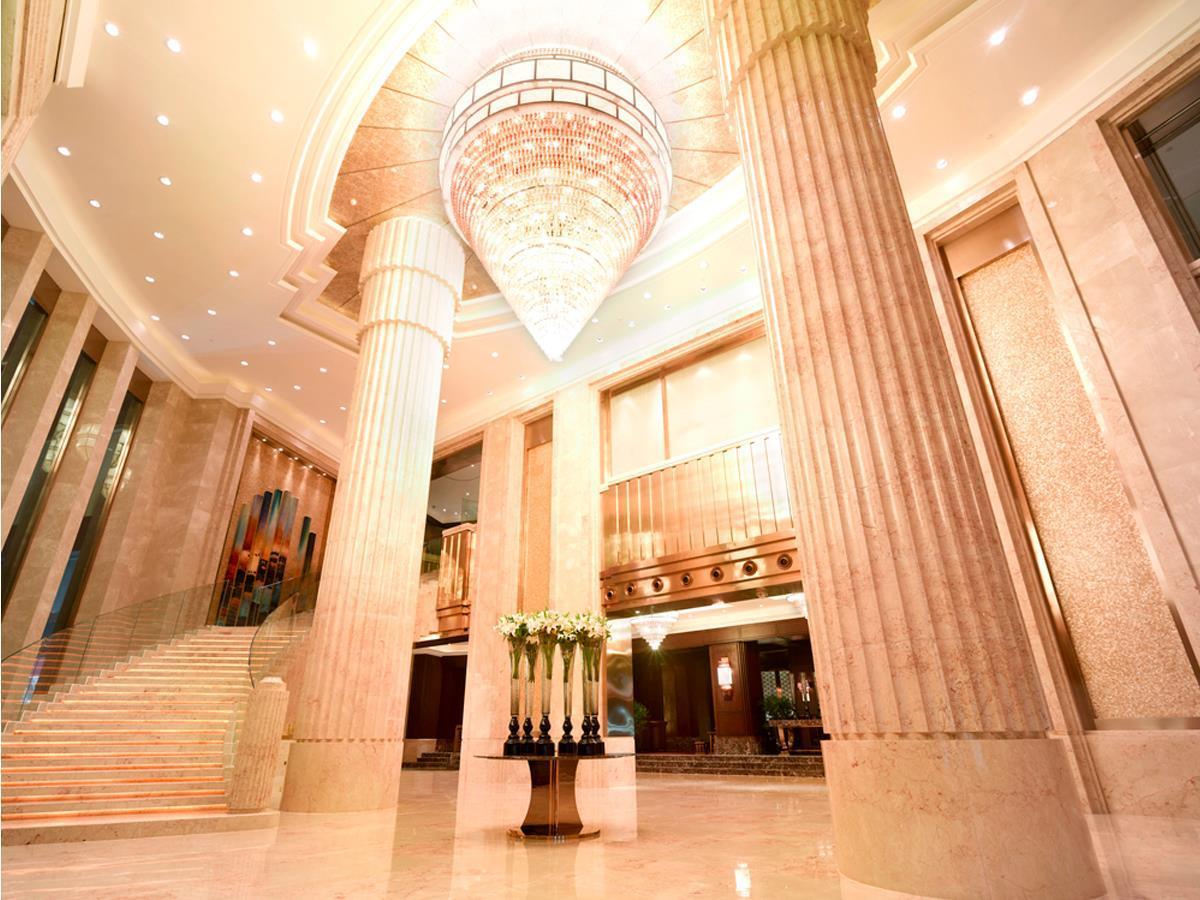 Optics Valley Kingdom Plaza Ухань Экстерьер фото
